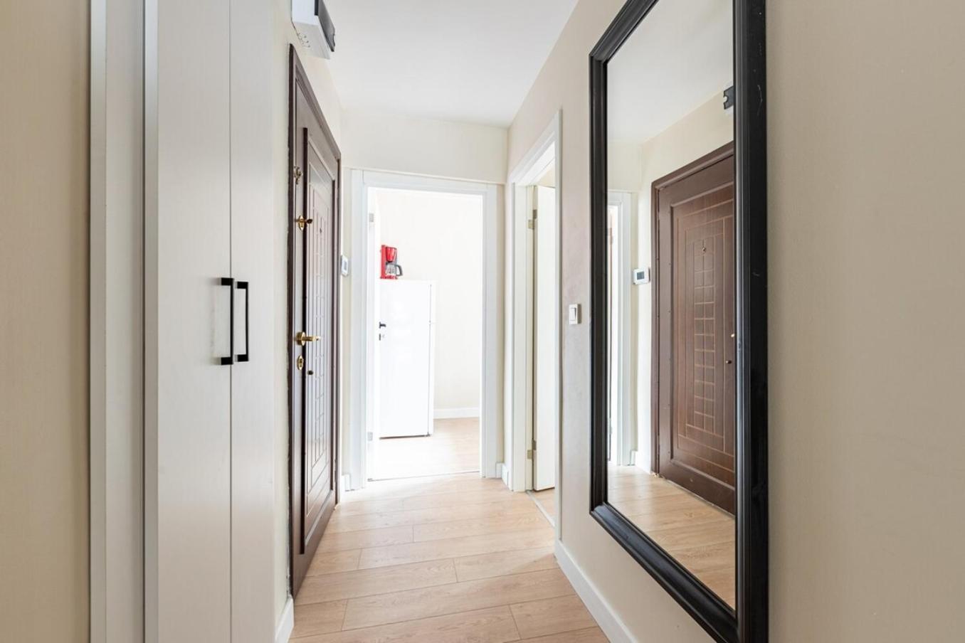 Brand New Modern Prime 2bd1bath Cozy Home! #244 Istanboel